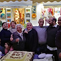 Ravello, per gli 80 anni di Alfonso del Bar Calce un flash mob in piazza [FOTO-VIDEO]