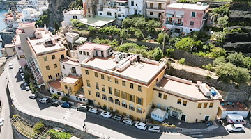 Lavori in corso all’Ospedale “Costa d’Amalfi”: Radiologia si rifà il look, arrivata nuova TAC