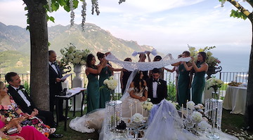 Ravello, matrimonio persiano in Costiera Amalfitana: Yalda e Arash celebrano l'amore a Villa Eva 