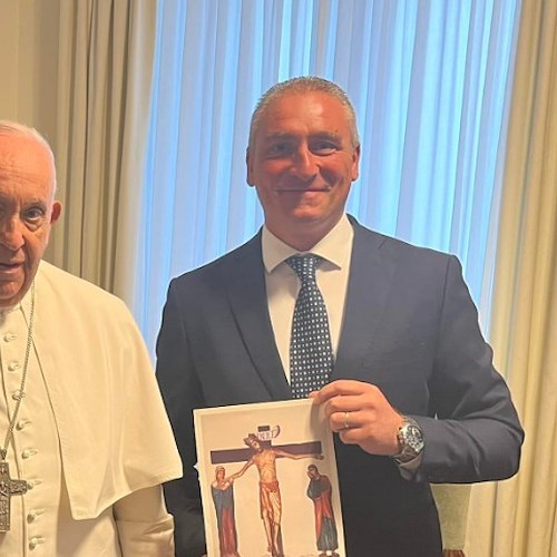 Papa Francesco insieme al vicesindaco di Scala, Luigi Mansi<br />&copy; Luigi Mansi